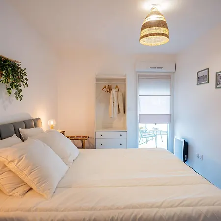 T2 Avec Grande Terrasse Et Parking - Fr-1-553-291 Balaruc-les-Bains